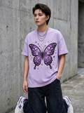 T-Shirt Oversize Y2K Farfalla Cibernetica - Indossata