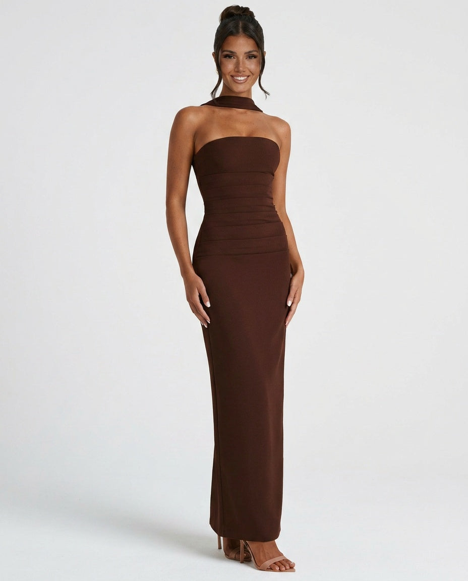 Abito Maxi Arricciato a Spalla Unica Elegante in nero 13