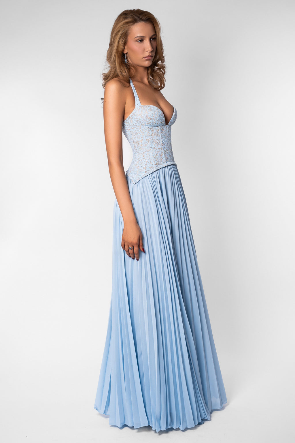 Abito maxi in pizzo romantico con scollo a cuore 7