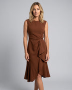 Abito midi elegante con volant per donne