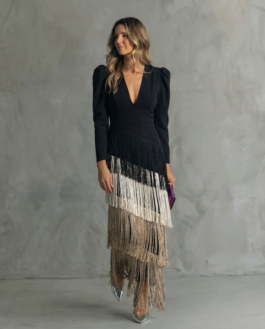 Abito midi elegante con frangia e scollatura a V 16