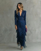 Abito midi elegante con frangia e scollatura a V 4