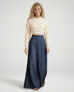 Jeans a gamba larga eleganti in denim scuro. 3