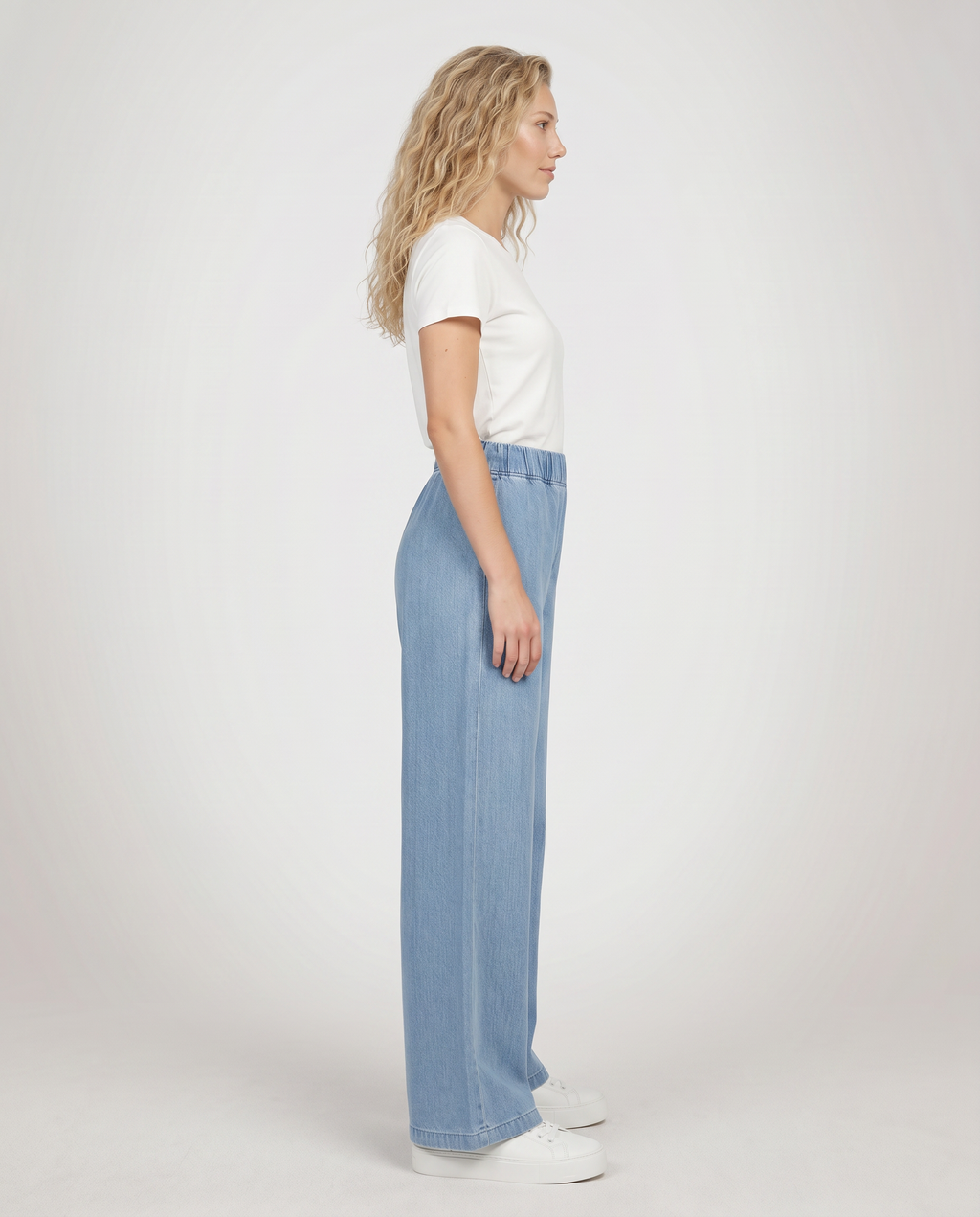 Jeans a gamba larga con vita elastica in denim azzurro 5