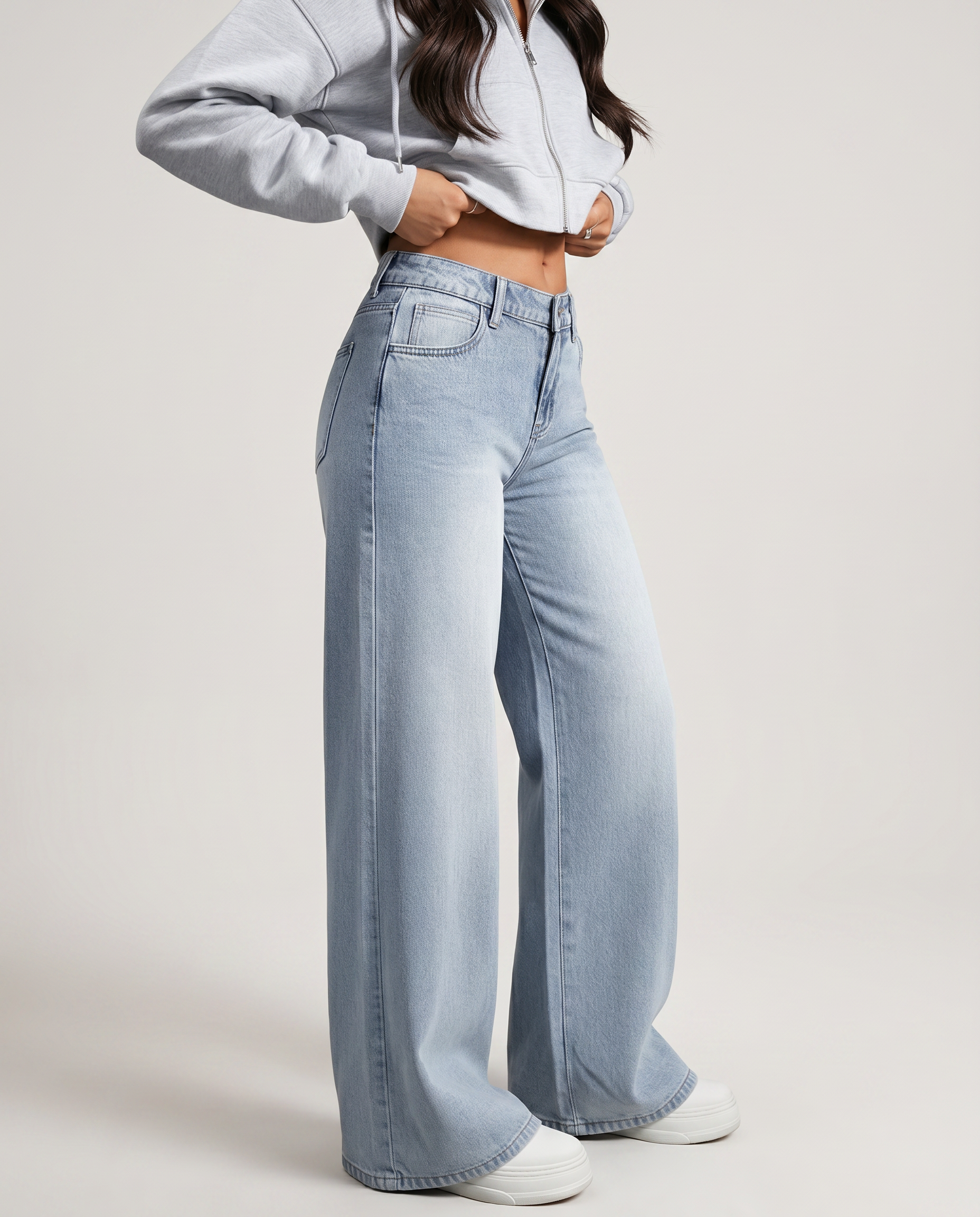 Jeans a gamba larga Lillie con orlo lungo in denim blu