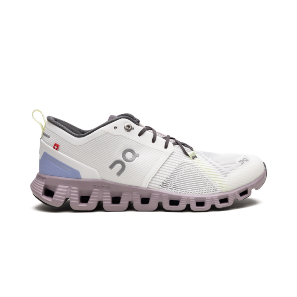 On Running Cloud X 3 Leggero - sneaker sportiva bianca per donne