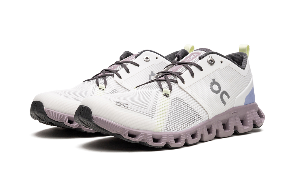On Running Cloud X 3 Leggero - sneaker sportiva bianca per donne 2