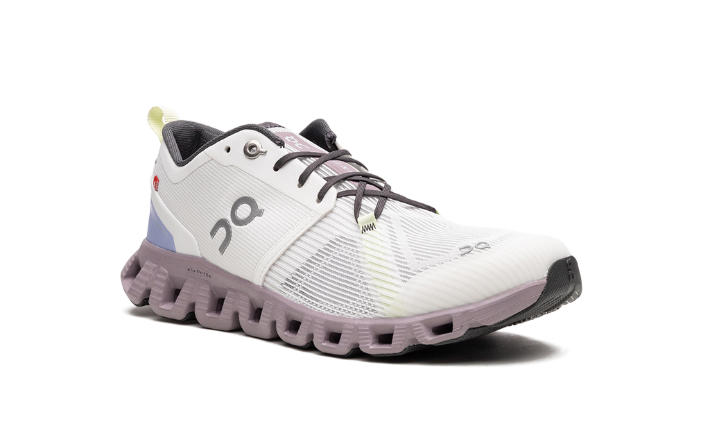 On Running Cloud X 3 Leggero - sneaker sportiva bianca per donne 5