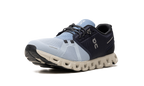 Sneaker On Running Cloud 5 Elegante in blu scuro e blu chiaro. 4