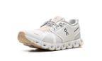 Scarpa On Running Cloud 5 Push in Ivory Savannah, elegante e comoda. 4