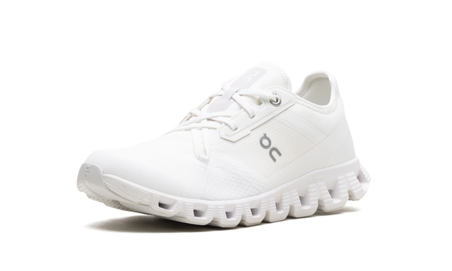 On Running Cloud X 3AD Sostenibile in Bianco 4