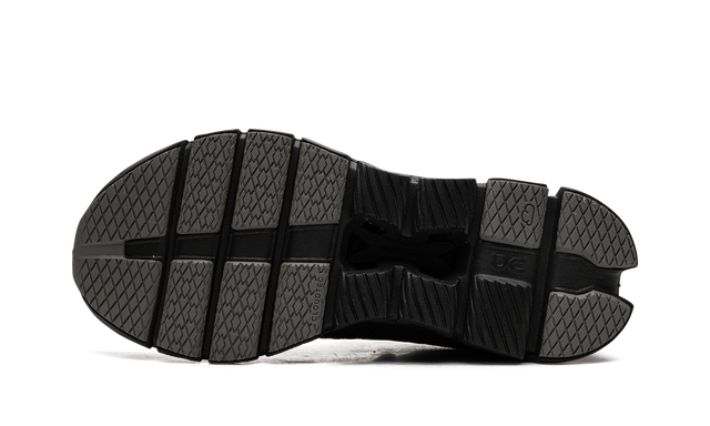 Sneaker da donna On Running Cloud X Z5 All Black, sportive e versatili. 6