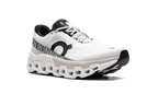 On Running Cloudmonster 2 Robusto in Frost Rock, sneaker leggera e traspirante. 5