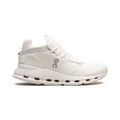Sneaker On Running Cloudnova Sostenibile-Weiße in mesh tecnico