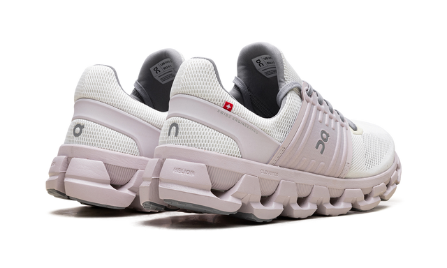 On Running Cloudswift 3 AD in Ivory Lily, scarpa da corsa elegante per donne. 3