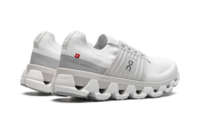 On Running Cloudswift 3 in bianco e grigio, sneaker elegante e traspirante per donne. 3
