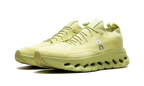 Sneaker On Running Cloudtilt in Limettengrün, design sportivo e innovativo. 2