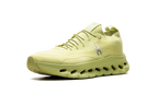 Sneaker On Running Cloudtilt in Limettengrün, design sportivo e innovativo. 5
