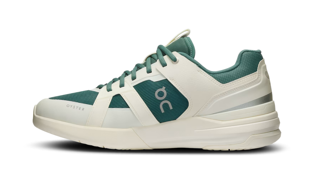 On Running Roger Clubhouse Pro in Ivory Evergreen, scarpe eleganti e moderne. 2