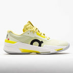 Scarpe da tennis On Running The Roger Pro Fire Leggero per donne.