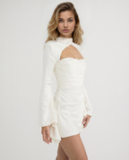 Mini dress Toira elegante con collo all'americana e dettagli cut-out. 6